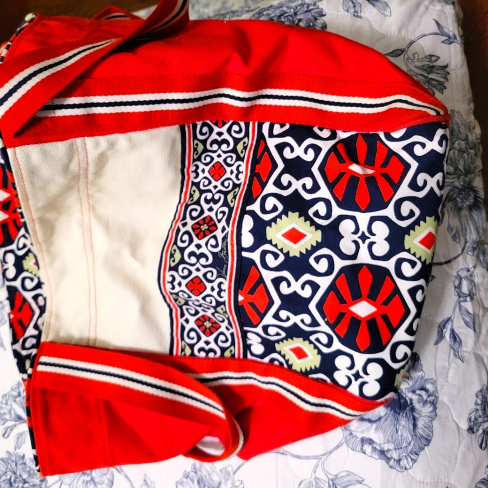 Vera Bradely Canvas Colorblock Tote - Picture 2 of 5